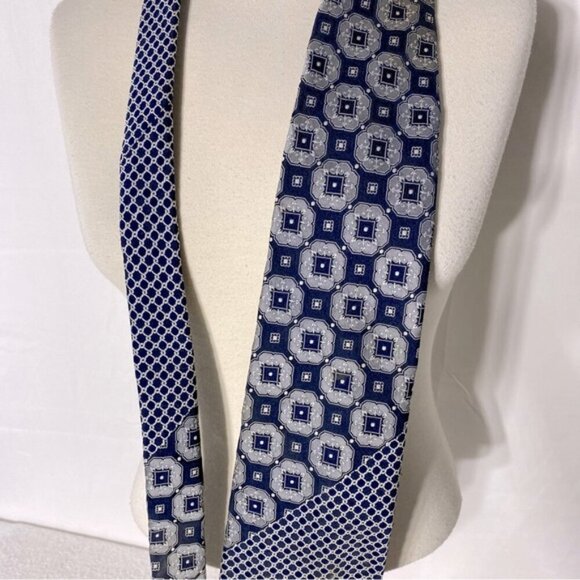 5/$25 Vintage Pierre Cardin Blue Grey Multi Print Tie - Picture 6 of 11